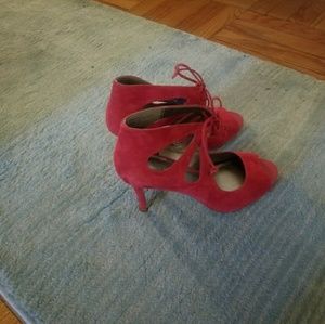 Red Heels worn once in great condition